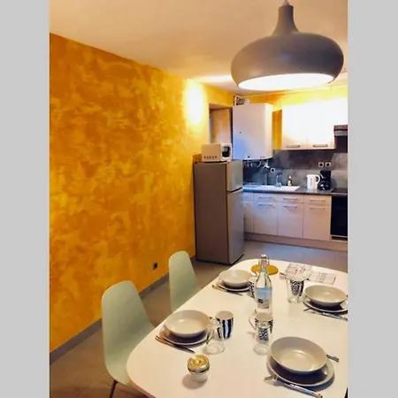 F3 - Neuf - 4/6 P - Lits King Size - Wifi - Cour Apartment Le Puy-en-Velay Exterior photo