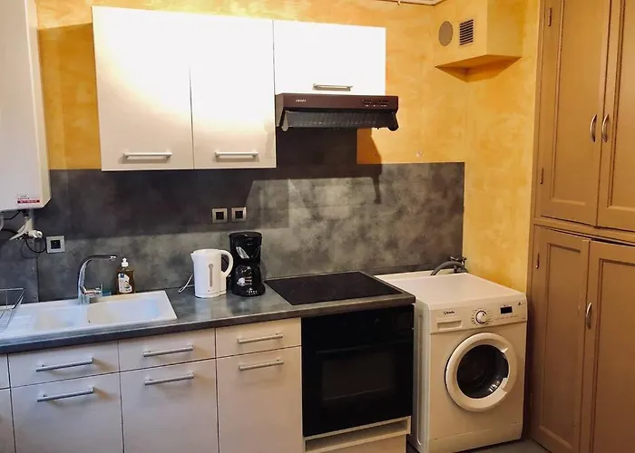F3 - Neuf - 4/6 P - Lits King Size - Wifi - Cour