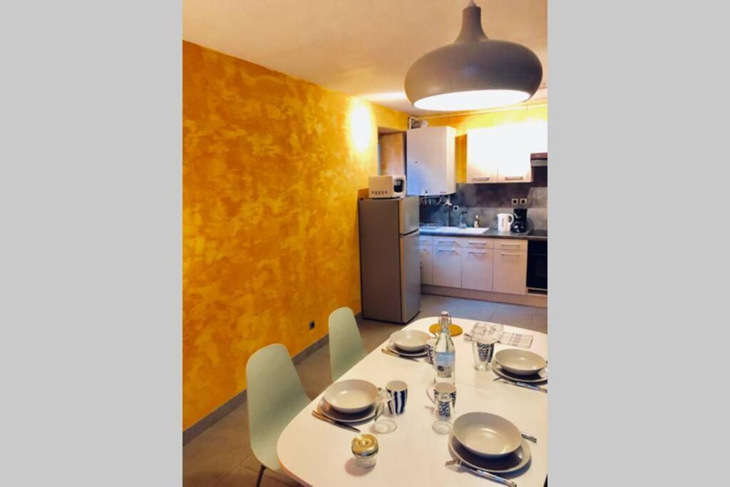 Apartment F3 - Neuf - 4/6 P - Lits King Size - Wifi - Cour Le Puy-en-Velay
